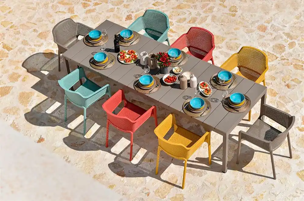 Set tavolo Rio 210 con 8 sedie Net Multicolor Nardi