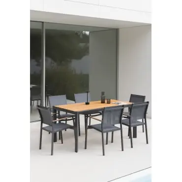 Set da tavolo rettangolare 160x90 cm in legno di eucalipto Archer Classic e 6 sedie da giardino impilabili in alluminio Archer