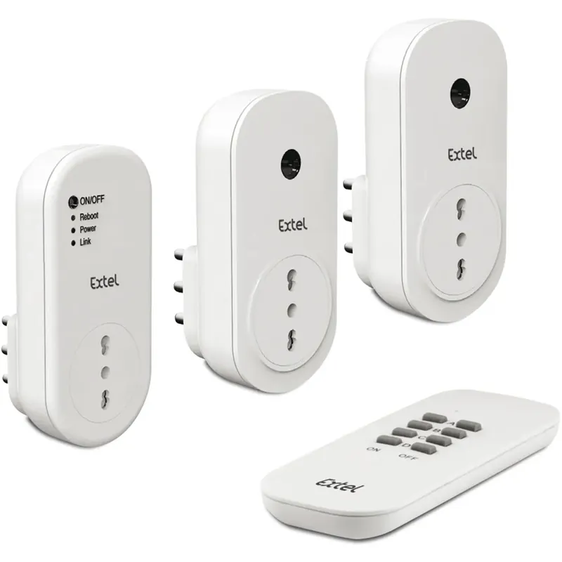 Tre prese WiFi Smart Home con telecomando connesse
