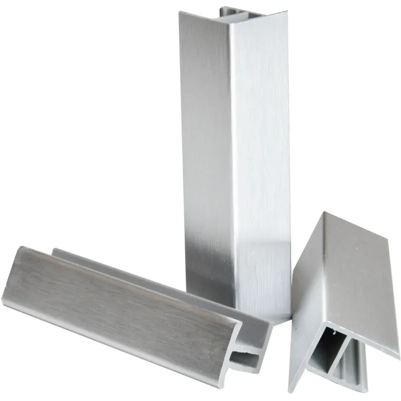 Accessori per zoccolino cucina alluminio H 14 cm